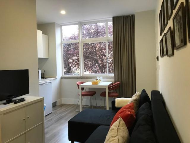 Romantic 1 Bedroom Apartment At Roma Avenue - 1C Lisbon Luaran gambar